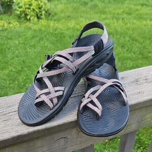 Chaco Z/Cloud Sandals Size 9 Women’s – Red, Gray, Black